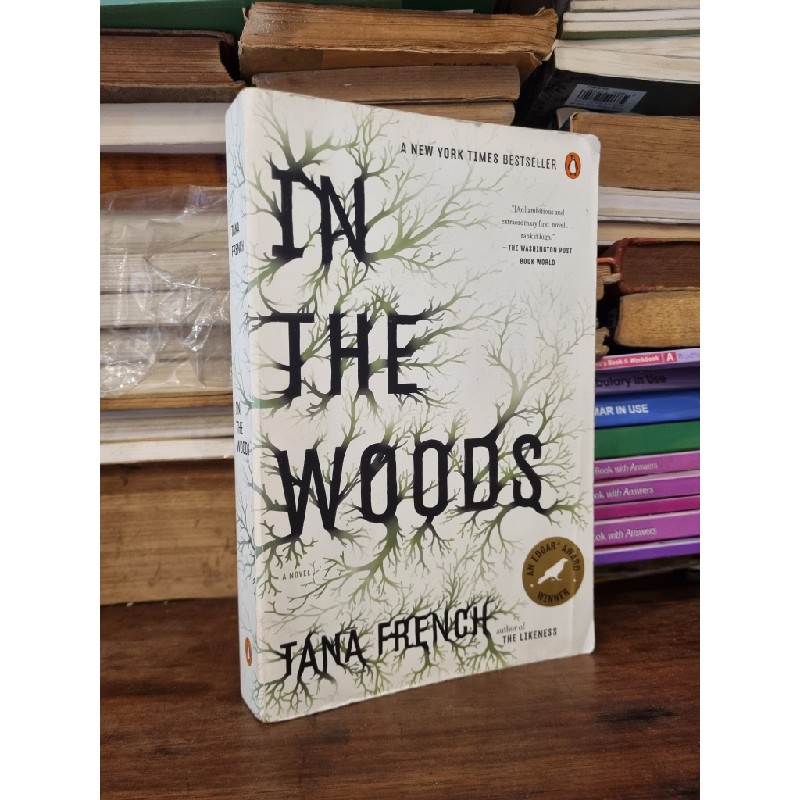 IN THE WOODS - Tana French 174762