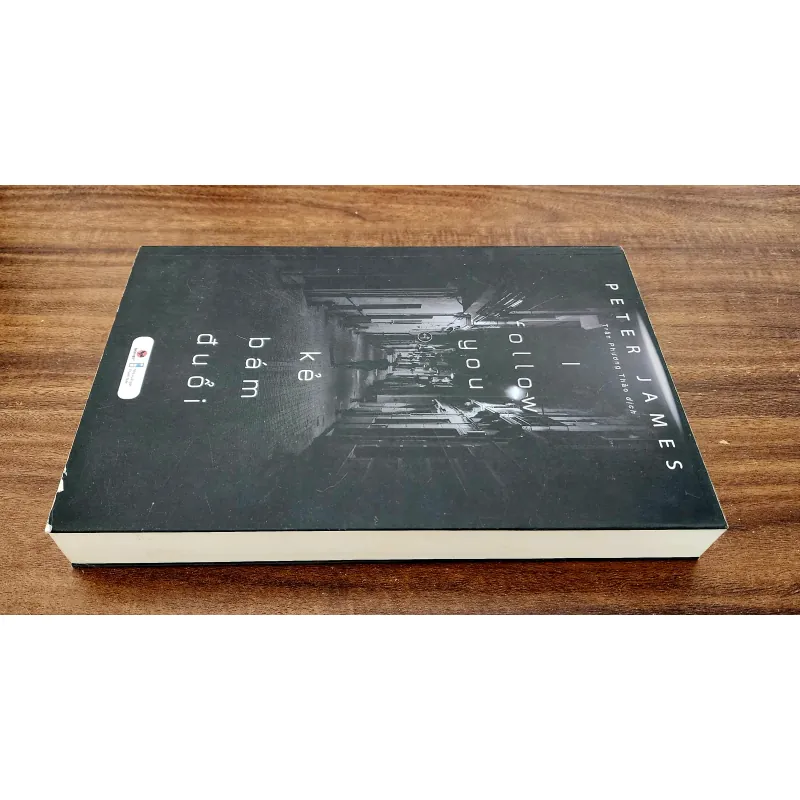Tiểu thuyết KẺ BÁM ĐUỔI - Peter James 752002