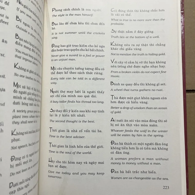 Từ điển tục ngữ thế giới 970133