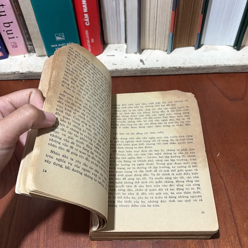 II Sách Xưa: Về Văn Hoá Văn Nghệ - 1976 754394