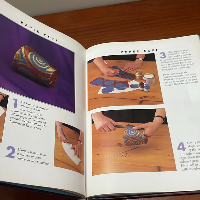 PICTURE BOOK Jewellery making 536463