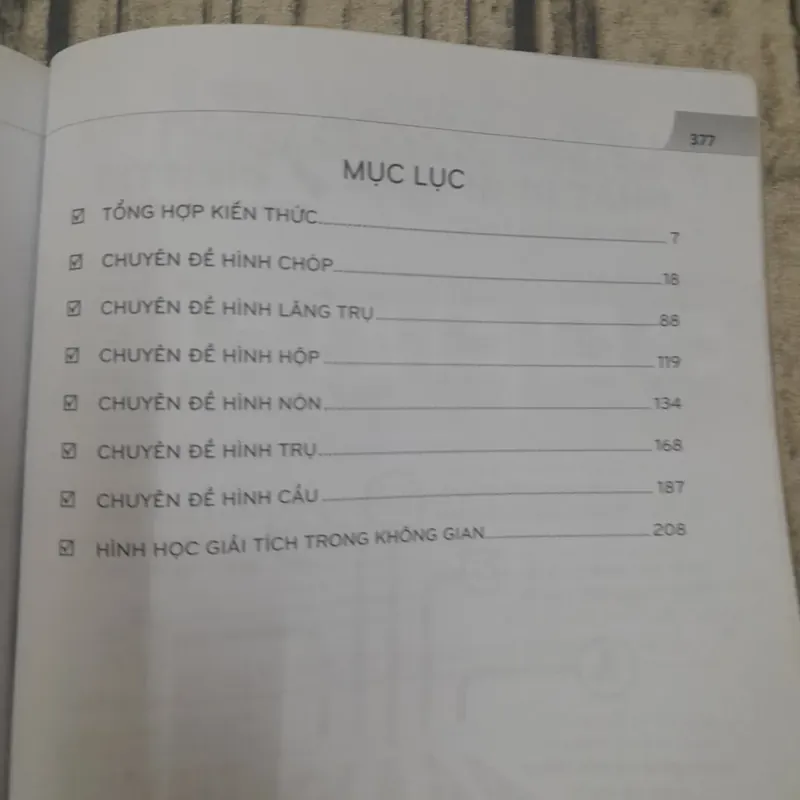 Bứt phá điểm thi Trung học Phổ thông QG bằng Casio. Chuyên đề hình học. Nguyễn Thế Anh 590183