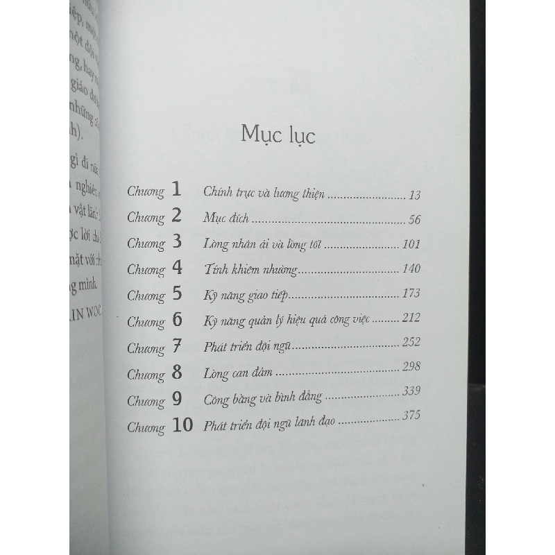 Kinh thánh về nghệ thuật lãnh đạo mới 90% bẩn nhẹ 2018 HCM0107 Lorin Woolfe KỸ NĂNG 916273