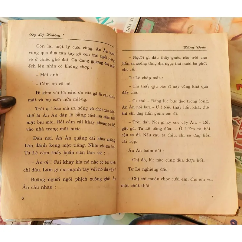 Tiểu thuyết lãng mạn Việt Nam CÒN ĐÓ MỘT TÌNH YÊU (Hồng Đoan) 782369