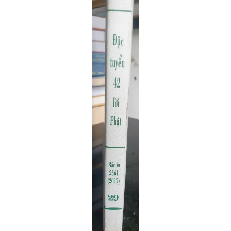 Sách Đặc tuyển 42 lời Phật 694534