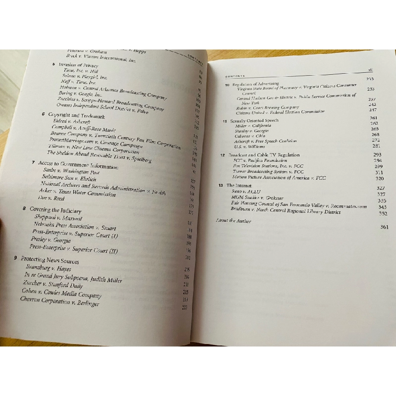 CASES IN COMMUNICATION LAW, 3RD EDITION - edited by PAUL SIEGEL 143778