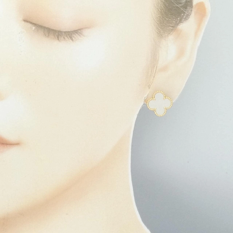 Bông tai Van Cleef & Arpels Vintage Alhambra - Hàng hiệu Authentic 843768