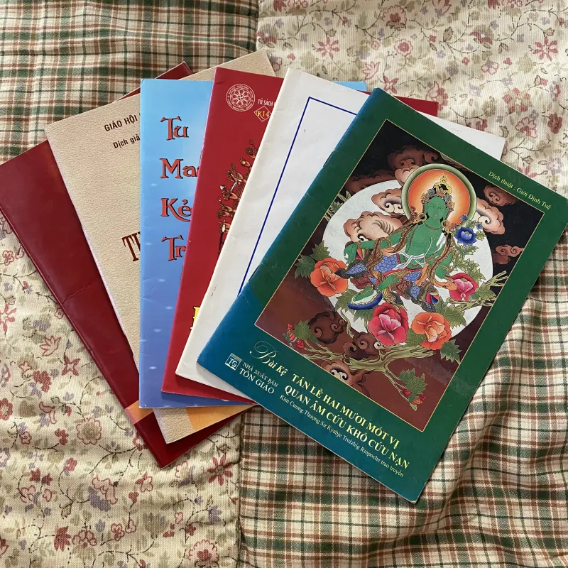 6 cuốn kinh kệ Phật giáo  788129