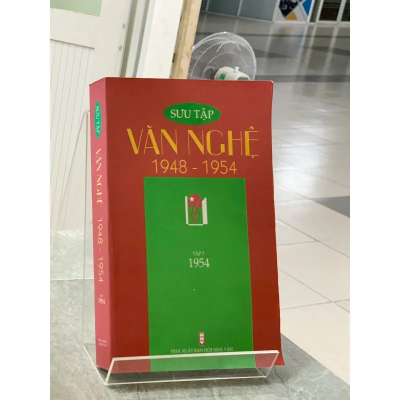 SƯU TẬP VĂN NGHỆ 1948 - 1954 (HỮU NHUẬN & LẠI NGUYÊN ÂN) 966493