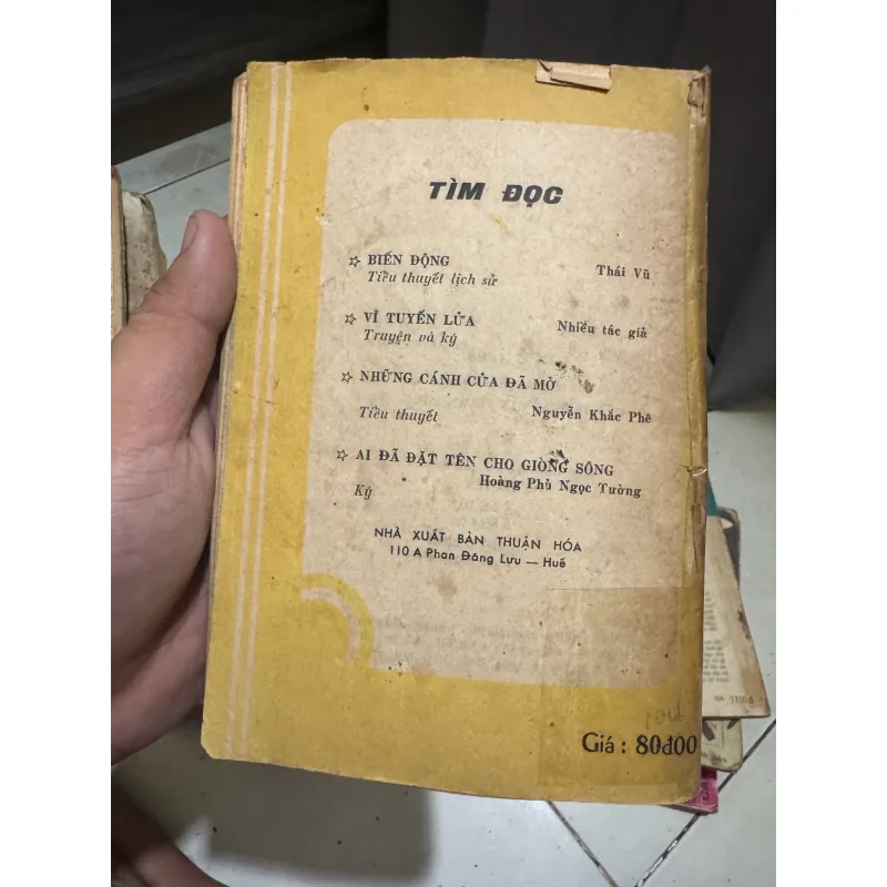 Tiểu thuyết lịch sử Huế 1885  1011048