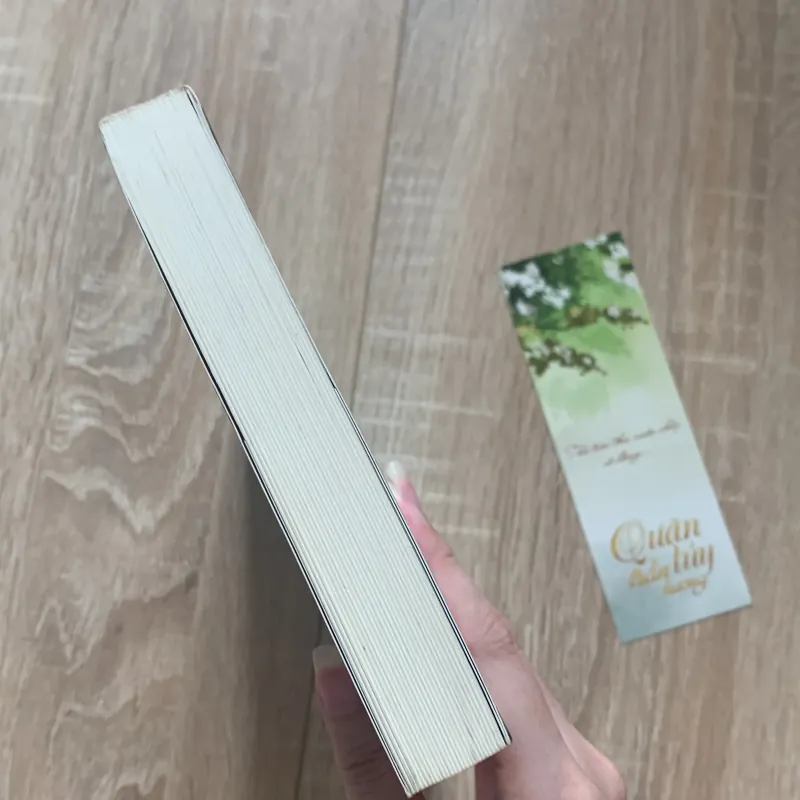 Quân tuý trầm hương - Thuỵ Giả 1025697