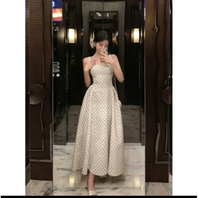 Váy maxi nữ phối chấm bi màu be cổ tròn tay không dài dáng xòe 1000141