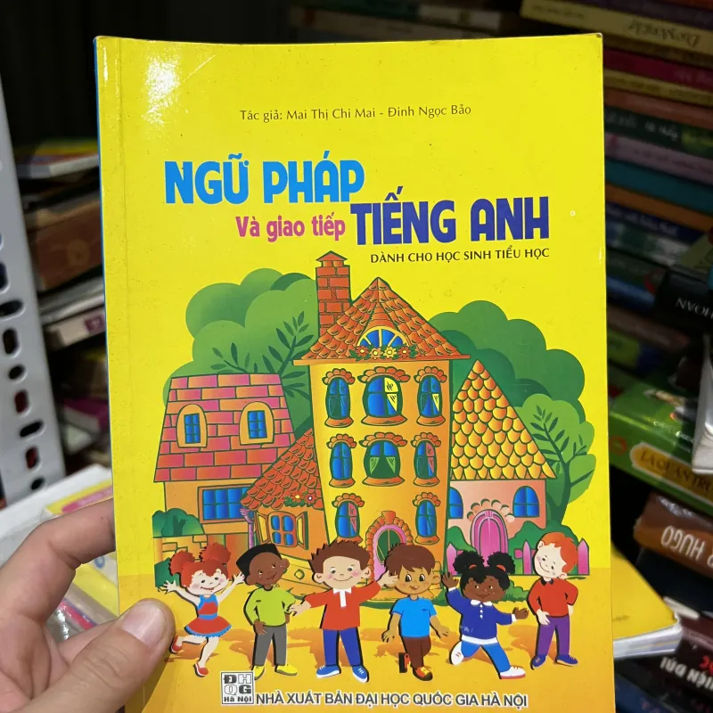 8 cuốn học ôn luyện cấp 2, văn và anh 751132