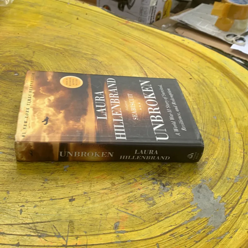 UNBROKEN- LAURA HILLENBRAND 762238