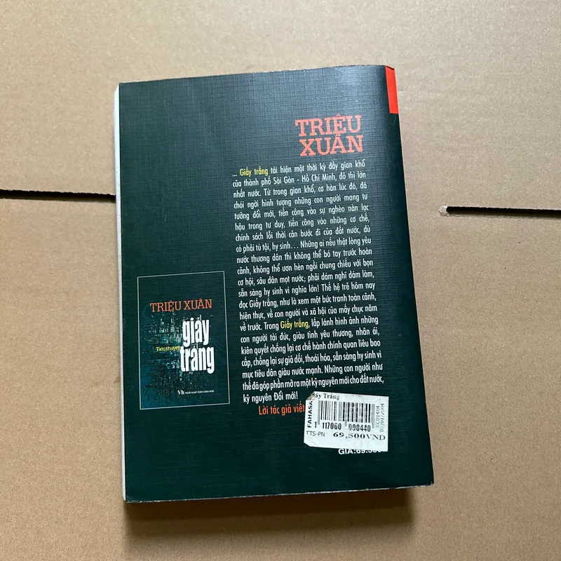 Giấy trắng - Triệu Xuân 734200