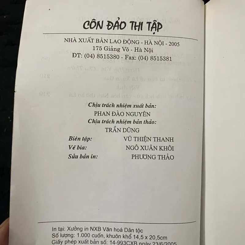 Con đảo thi tập  1002873