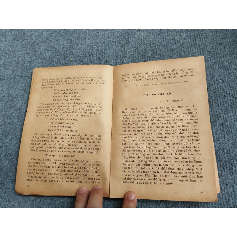 TƯ LIỆU THAM KHẢO VĂN HỌC VIỆT NAM 1945 - 1954 469929