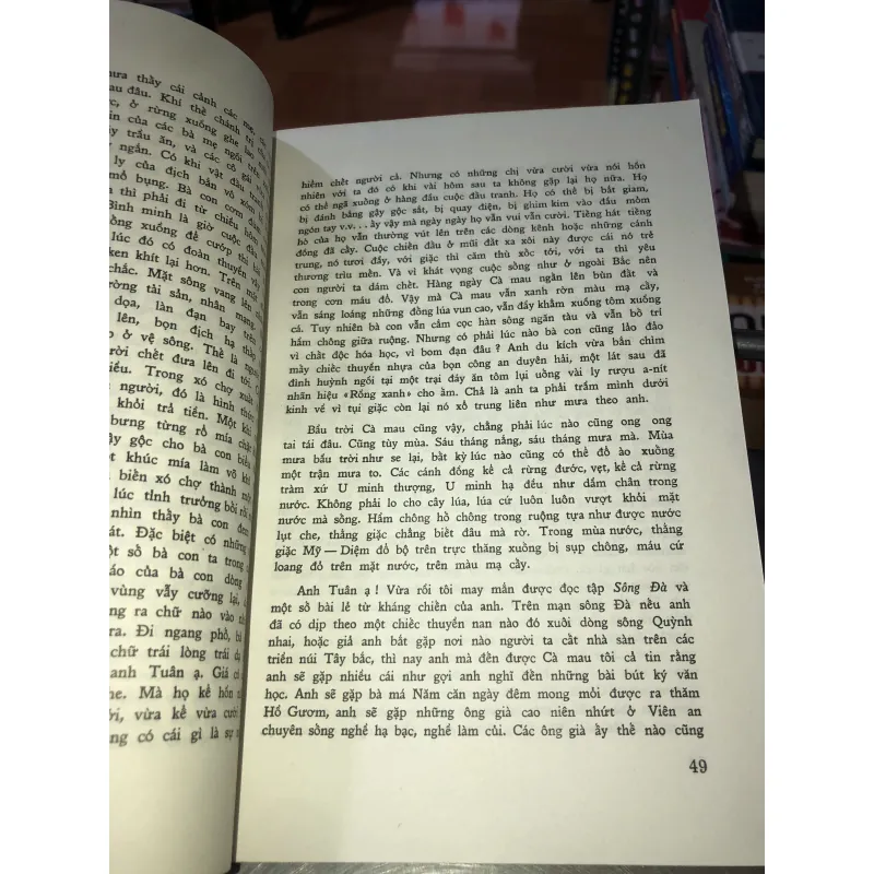 Truyện-ký cách mạng miền nam  930074