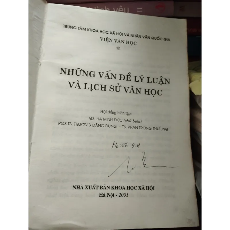 NHỮNG VẤN ĐỀ LÝ LUẬN VÀ LỊCH SỬ VĂN HỌC 1003366
