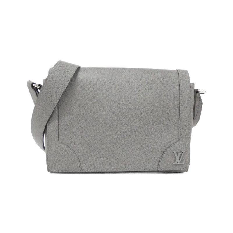 Túi đeo chéo Louis Vuitton Taiga New Flap Messenger M30808 - Hàng hiệu Chính hãng 768377
