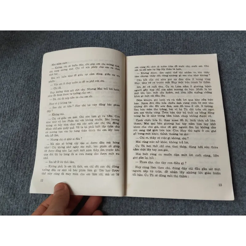 VĂN XUÔI LÃNG MẠN VIỆT NAM (1930 - 1945) TẬP HAI 729246