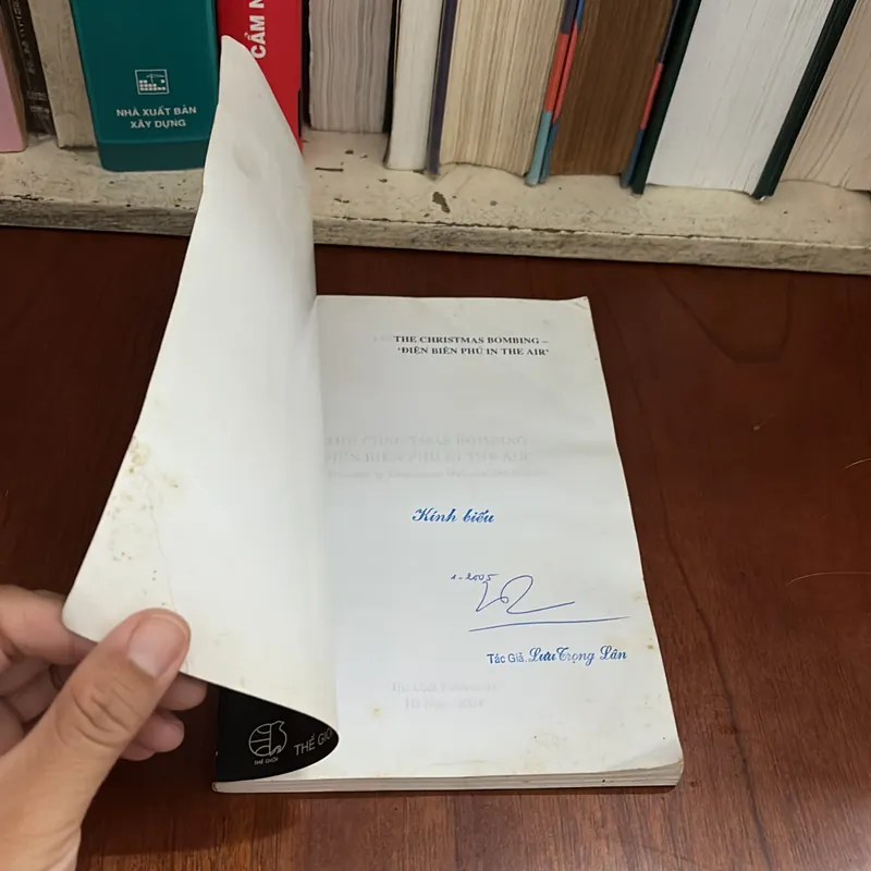 [Chữ Ký Tác Giả] - II Christmas Bombing Điện Biên Phủ In The Air - Lưu Trọng Lân - 2004 638462