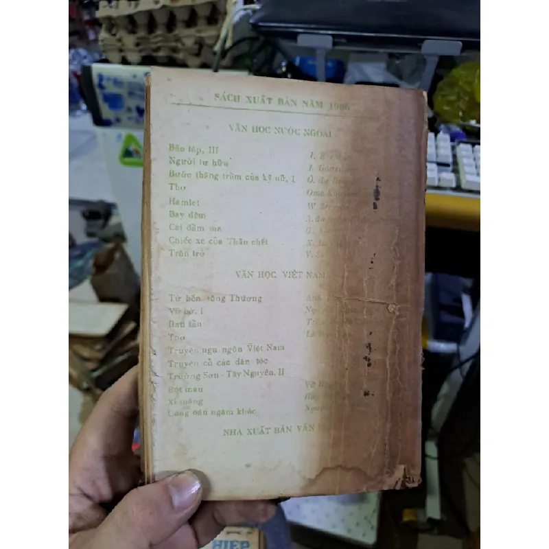 Con đường sấm sét mới 70% ố rách gáy 1986 Văn học nước ngoài HCM1709 559875