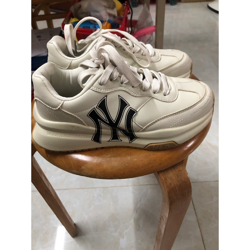 Giày MLB chính hãng  548450