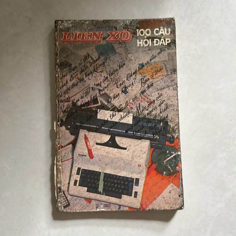 Liên Xô 100 câu hỏi đáp - 1985s 567124