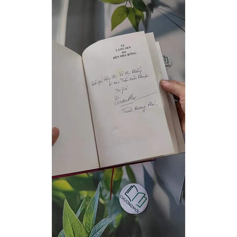 [MIỄN PHÍ BỌC SÁCH] Từ Làng Sen Đến Bến Nhà Rồng - Trình Quang Phú 990098