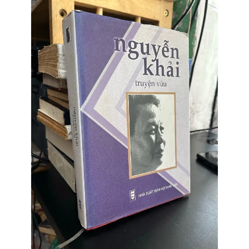 Truyện vừa - Nguyễn Khải 595943