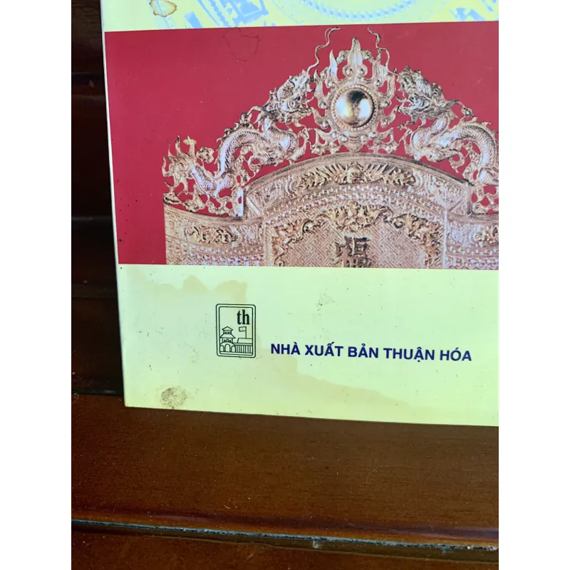 Các đời vua chúa nhà Nguyễn 1030856