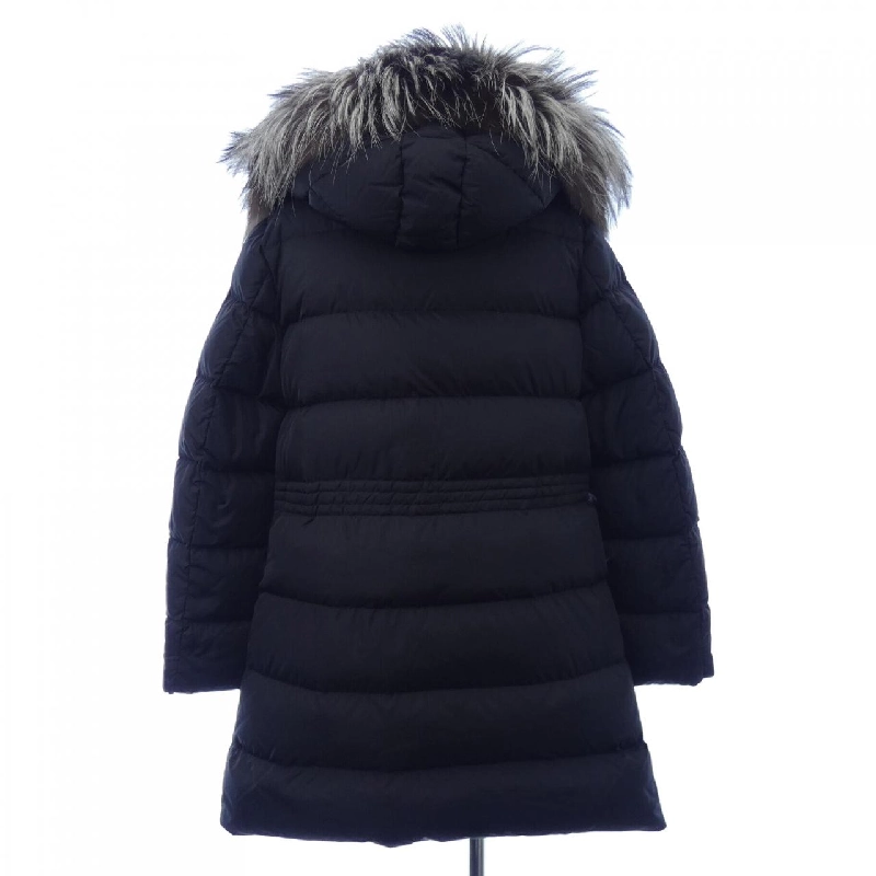 Áo khoác lông vũ MONCLER 635620