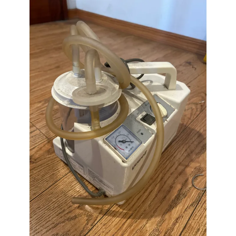 Máy tạo khí oxy Yuwell YU-650A thiết kế đơn giản, dễ sử dụng 703674