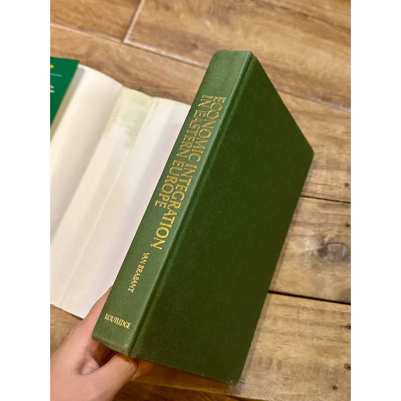 Economic Integration in Eastern Europe - Van Brabant 728352