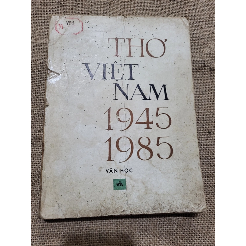 Thơ Việt Nam 1945 đến 1985 _ sách khổ lớn 328218