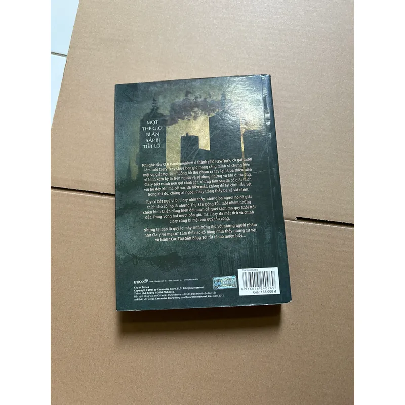 Phần 1 Series Vũ khí bóng đêm - Thành phố xương 734285