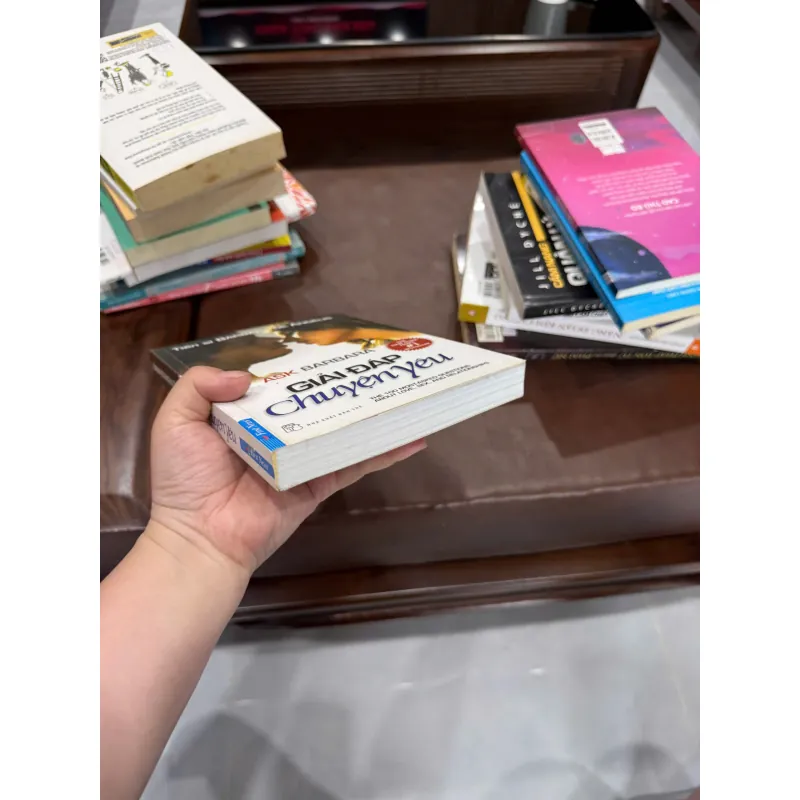 Giải Đáp Chuyện Yêu (Ask Barbara) - K4 1021093