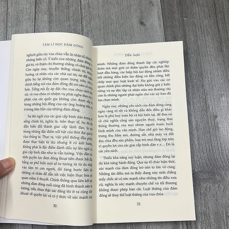Tâm lí học đám đông. 2a4 527805