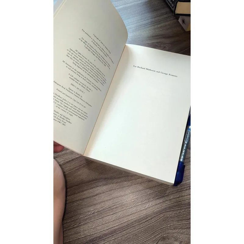 Cell by Stephen King (khổ lớn) 723219