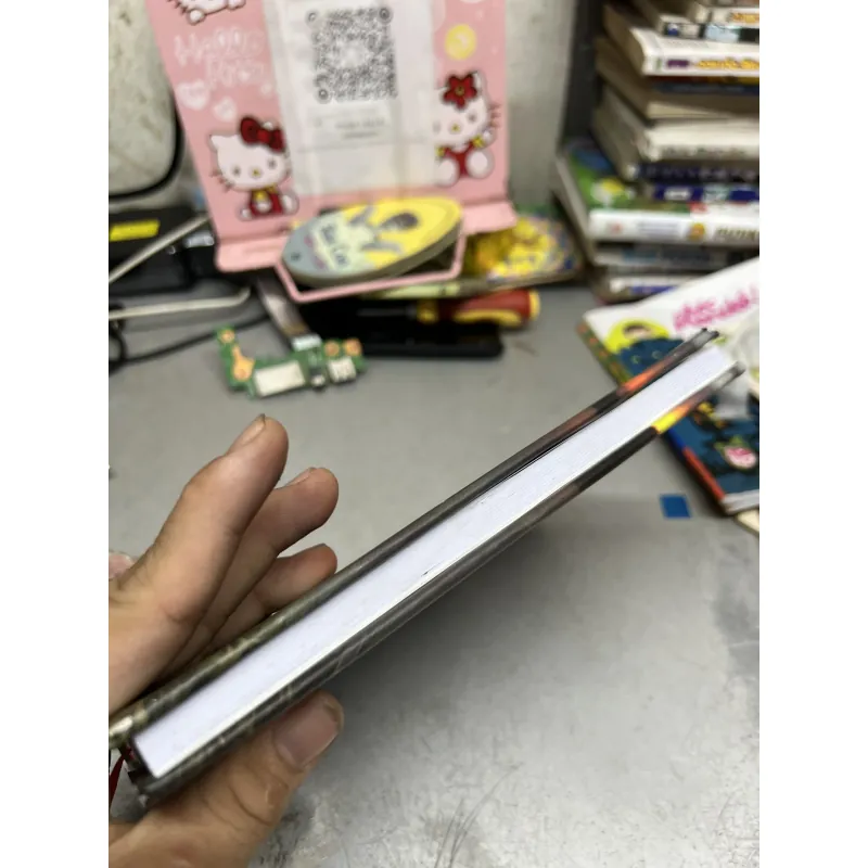 Qua sông Thạch Hãn của tác giả Nguyễn Đức Sơn 1022969