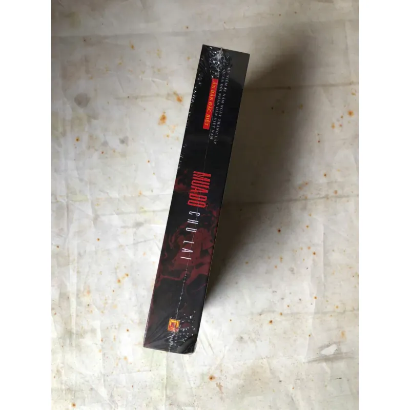 Mưa Đỏ - Ấn Bản Bìa Cứng - Kèm Hộp + Chữ Ký Scan | Chu Lai 745459