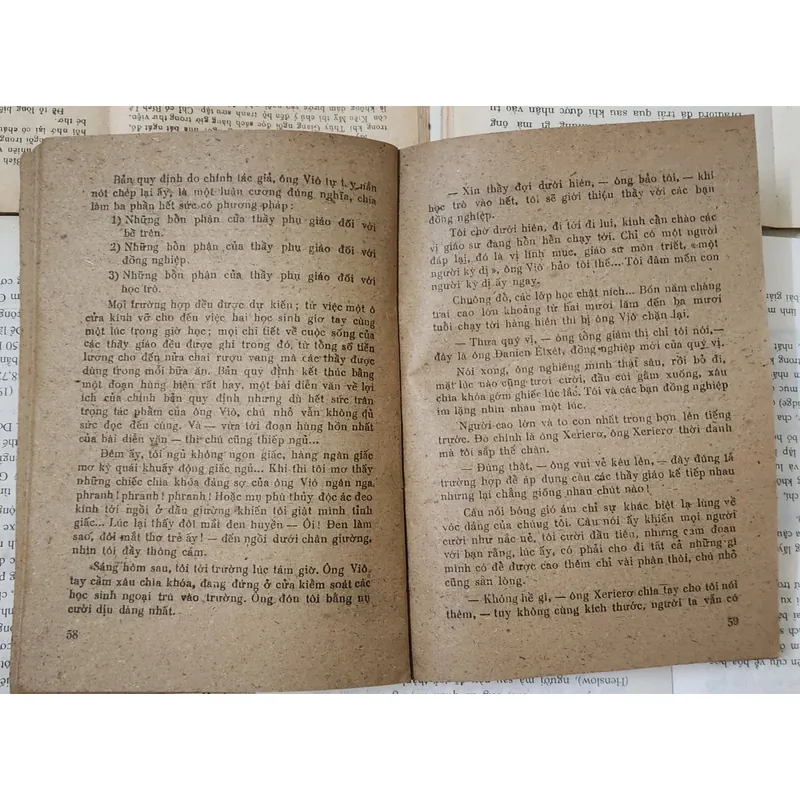 Tiểu thuyết Pháp của nhà văn Alphonse Daudet: Daniel Eysette 717675