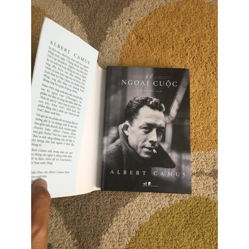 Kẻ Ngoại Cuộc - Albert Camus (bìa cứng) 276993