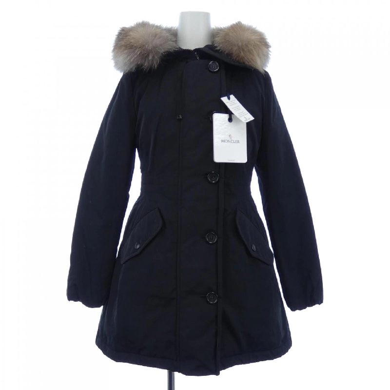 Áo khoác lông vũ MONCLER 642474