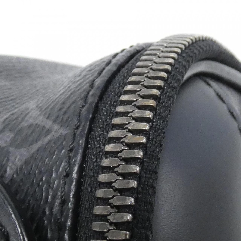 Túi đeo chéo Louis Vuitton Monogram Eclipse M42906 - Hàng hiệu chính hãng 766558