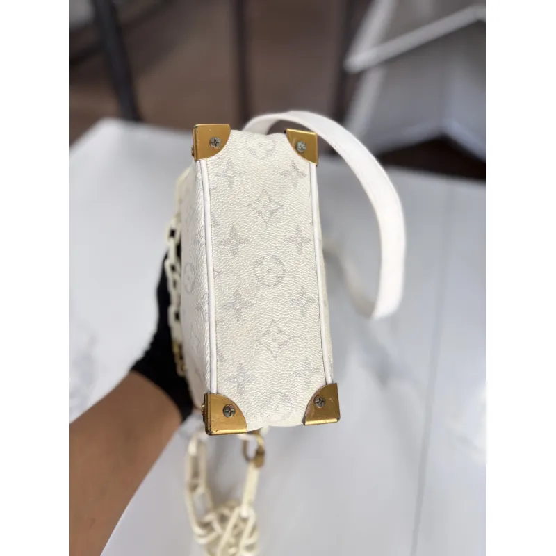 TÚI HỘP LV SOFT TRUNK MINI TRẮNG TINH KHÔI  976848