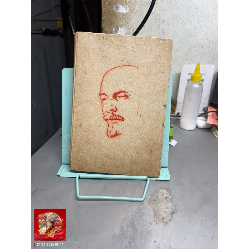 SÁCH CUỘC ĐỜI CỦA LÊ-NIN 1028806