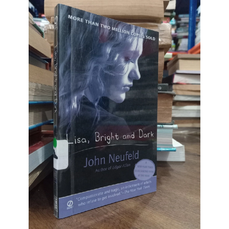 Lisa, bright and dark - John Neufeld 505111