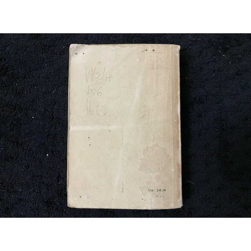 Bầu trời và mặt đất- VĂn Cao vẽ bìa 1003897